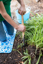 Gardener's Lifetime Perennial Fork with Short T-Handle