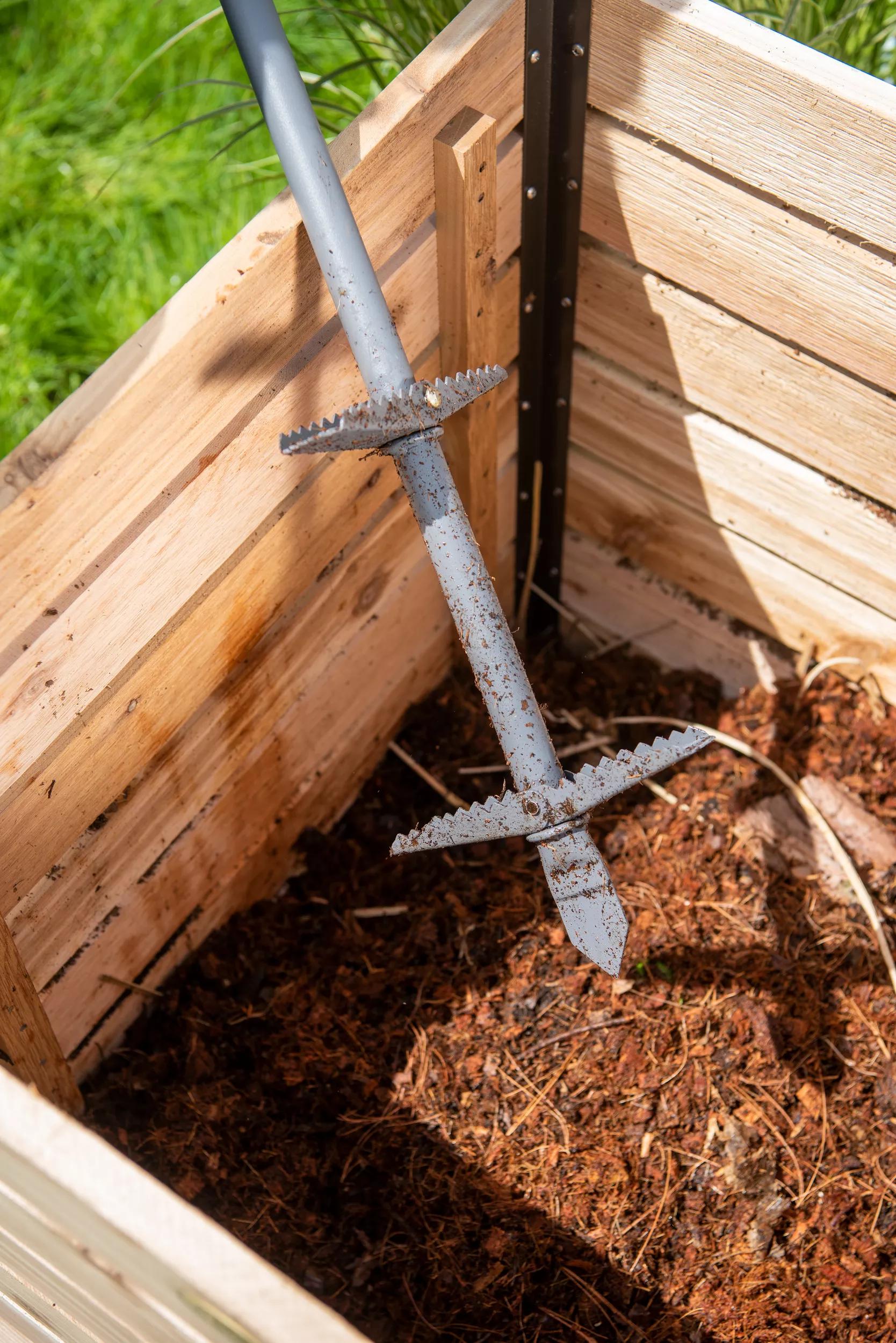 Double-Up Compost Aerator