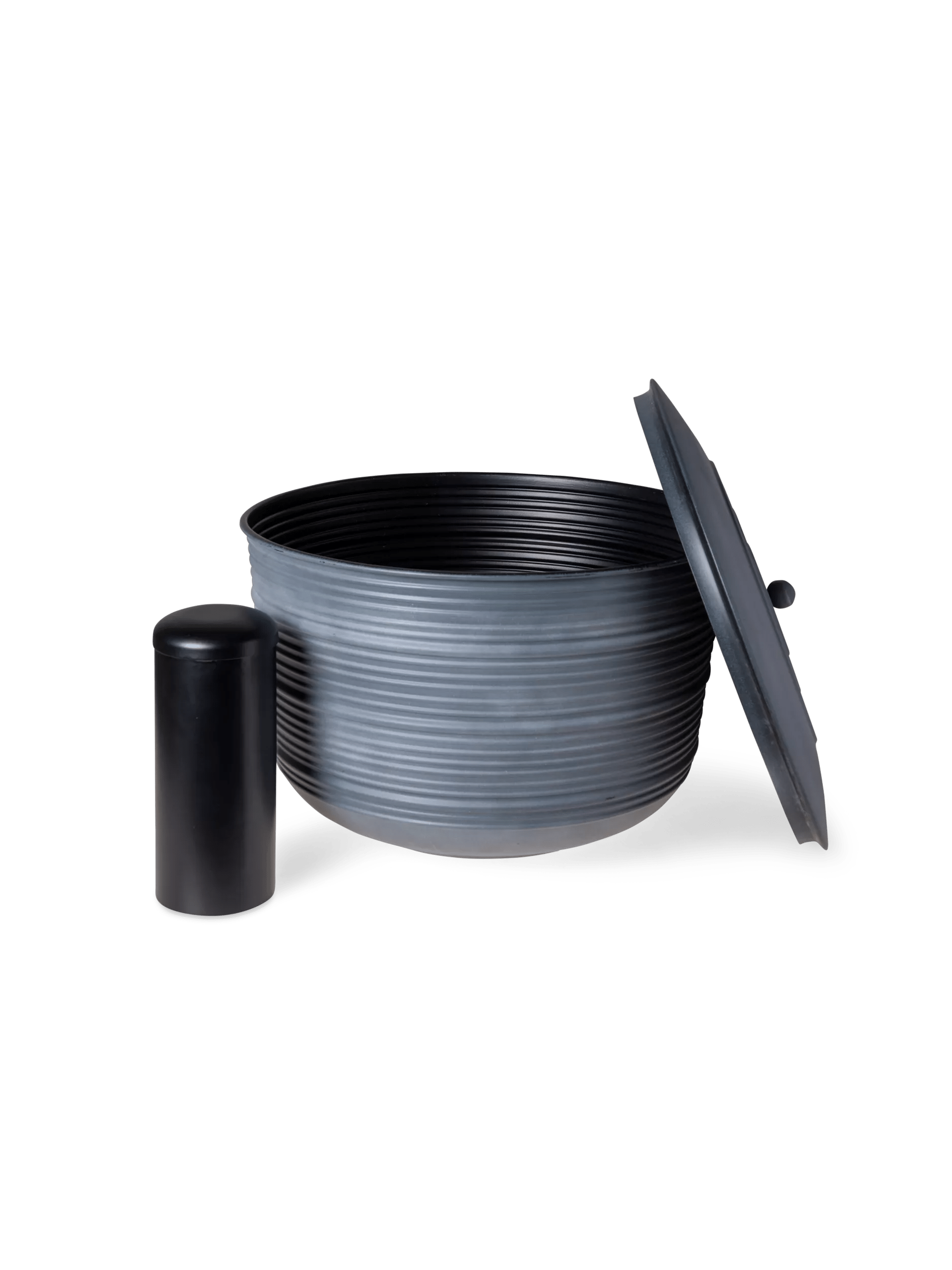 Ribbed Hose Pot with Lid