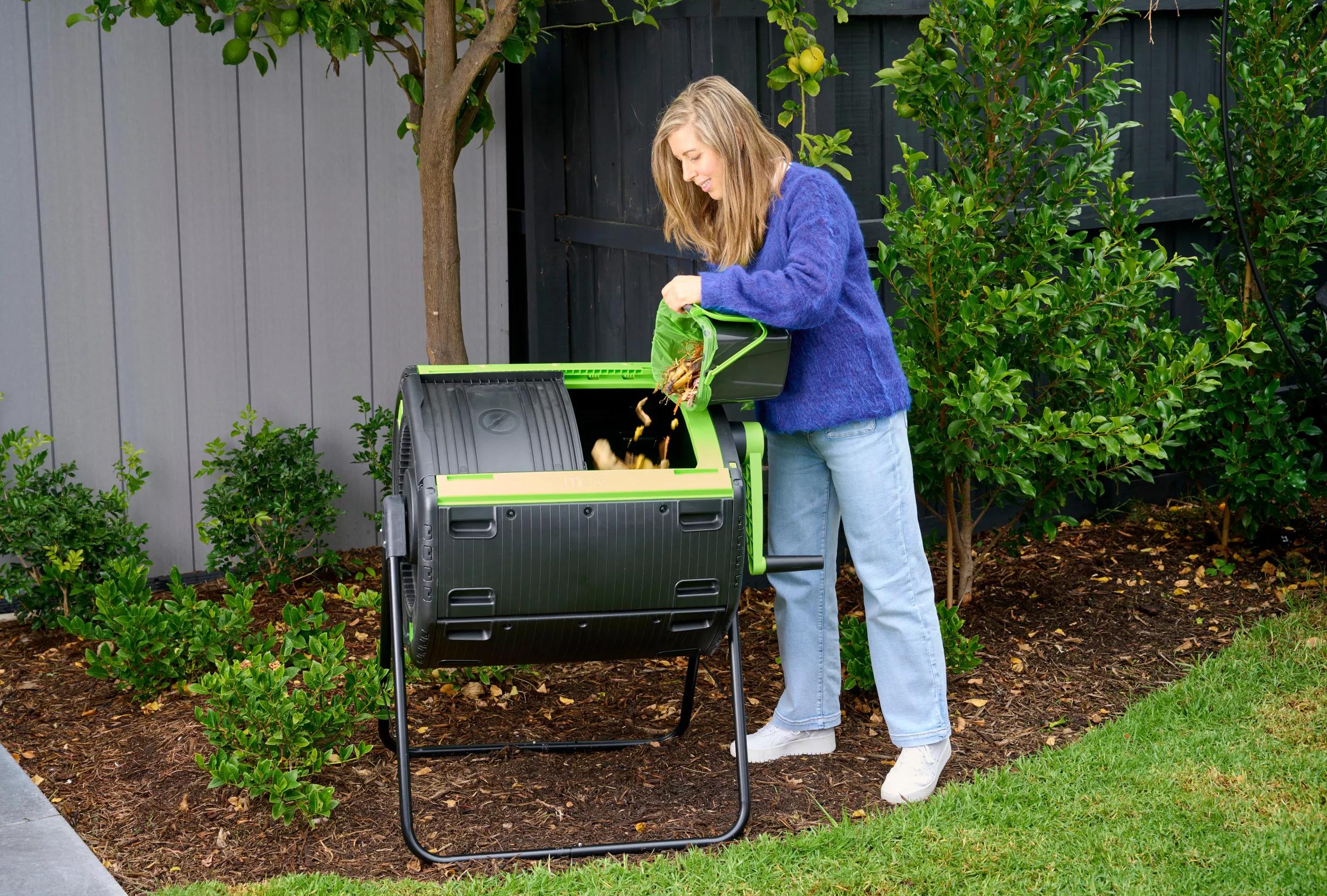 Maze 48 Gallon Compost Tumbler