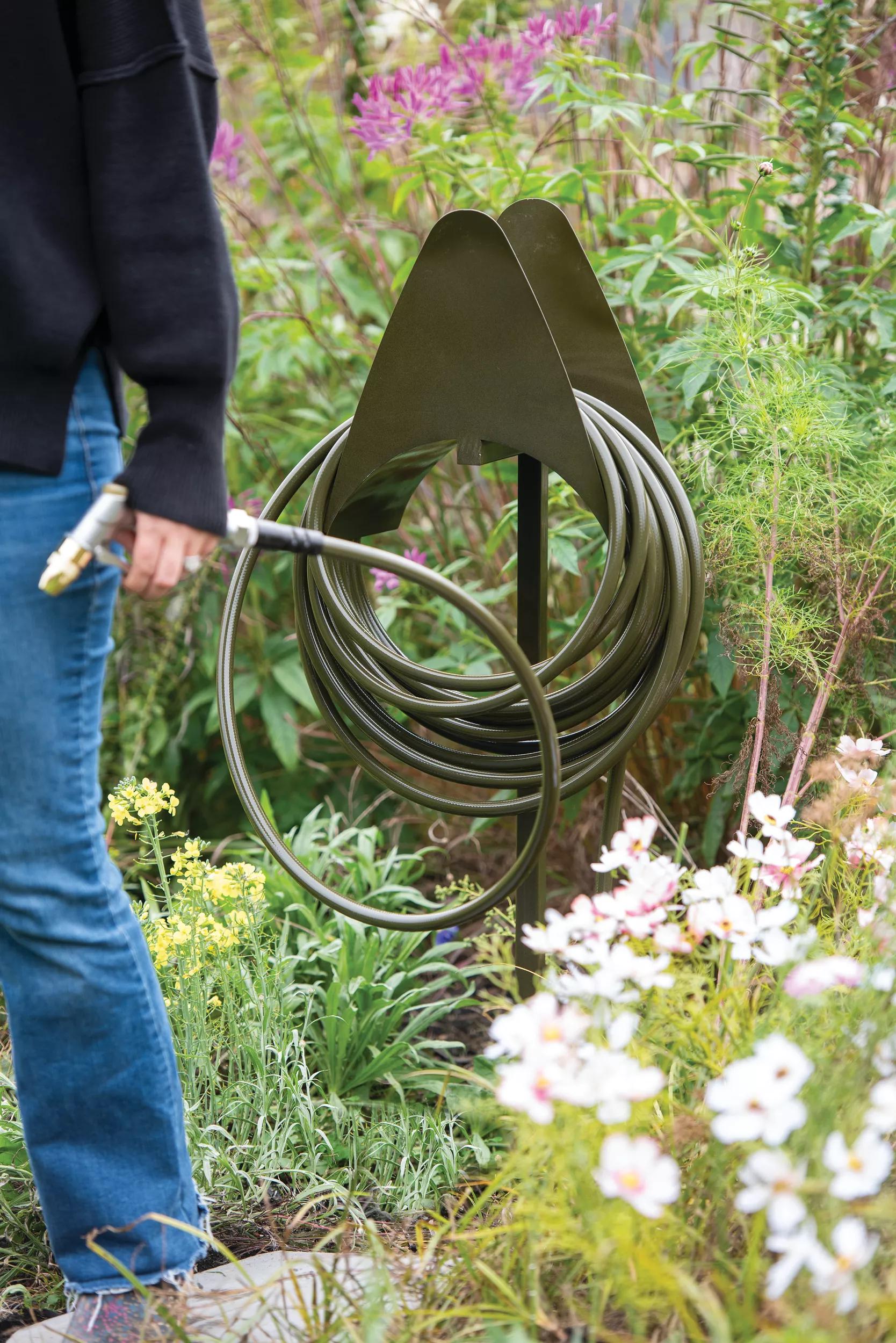 Signature Hose Butler